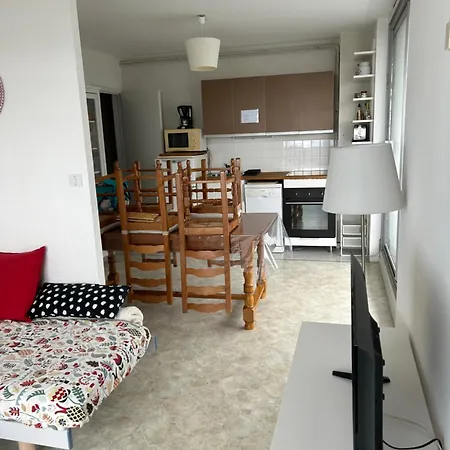 Apartment Super *